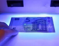 Euro €200 Bills